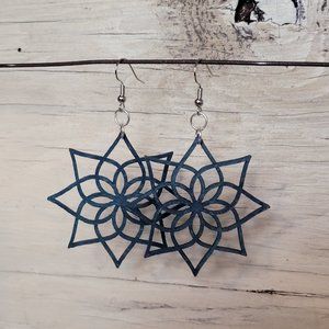 Wood Earrings - Teal Whispy Star